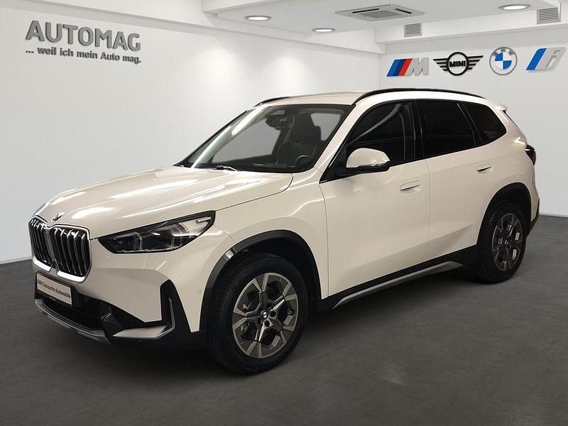 Weiß Gebraucht 2025 BMW X1 xLine SUV | 42.990 € (Teuer) - Bild 1/4