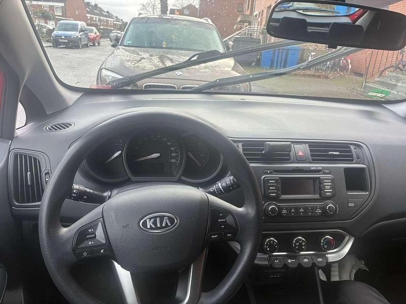 Gebraucht Kia Rio Edition 7 86 PS (63 kW) 2011 Limousine