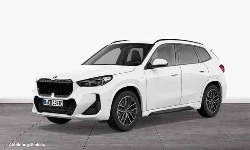 Weiß Gebraucht 2023 BMW iX1 M Sport SUV | 43.211 € (Fairer Preis) - Bild 1/3