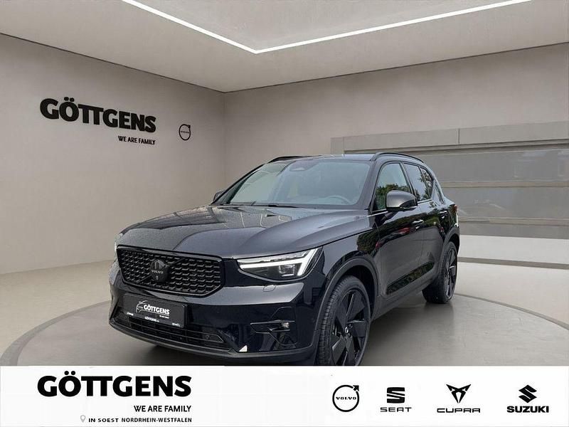 Schwarz Gebraucht 2025 Volvo XC40 Business Edition SUV | 36.790 € (Fairer Preis) - Bild 1/4