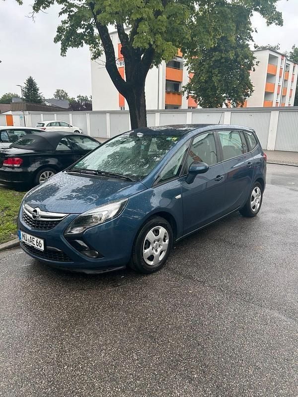 Blau Gebraucht 2016 Opel Zafira Van / Kleinbus | 5.990 € (Fairer Preis) - Bild 1/4