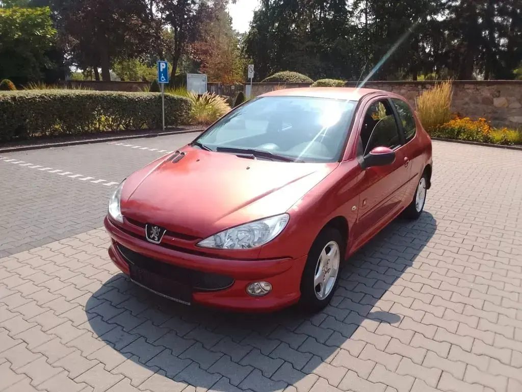 Gebraucht Peugeot 206 75 PS (55 kW) 2006 Rot Kleinwagen