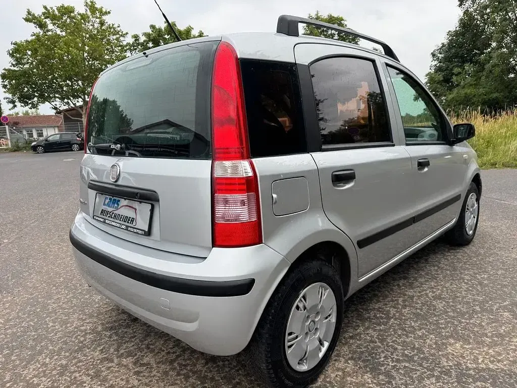 Gebraucht Fiat Panda Dynamic 60 PS (44 kW) 2010 Silber Kleinwagen