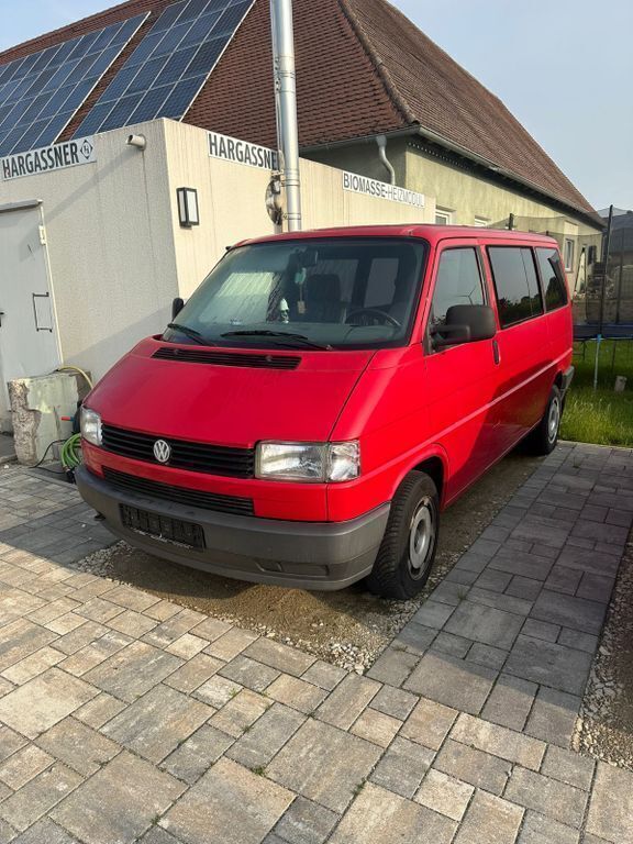 Rot Gebraucht 1995 VW T4 Van | 10.900 € - Bild 1/4