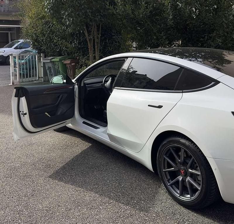 Gebraucht Tesla Model 3 Long Range AWD 366 kW (498 PS) 2022 Weiß Limousine