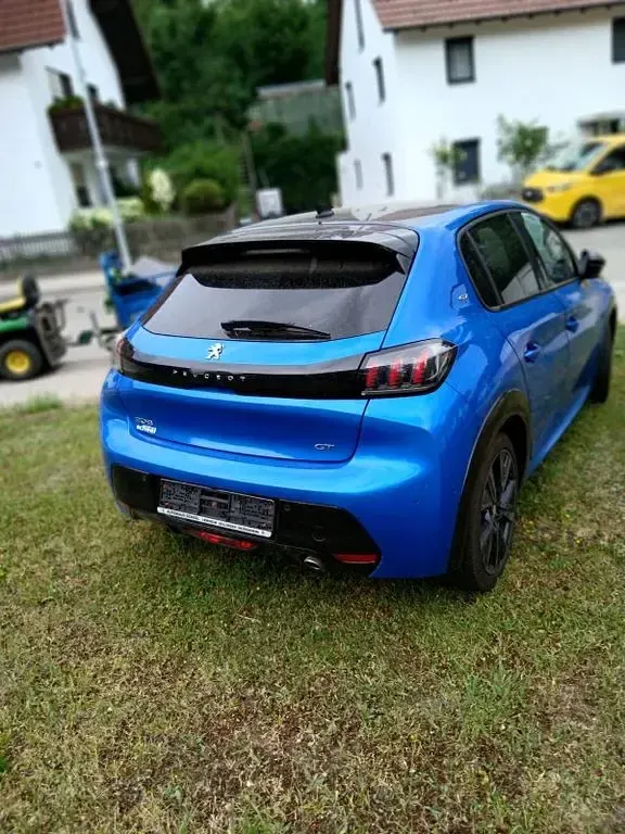 Gebraucht Peugeot 208 GT 101 PS (74 kW) 2021 Blau Kleinwagen