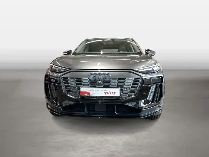 Gebraucht Audi Q6 e-tron Sport 284 kW (387 PS) 2025 Grau SUV