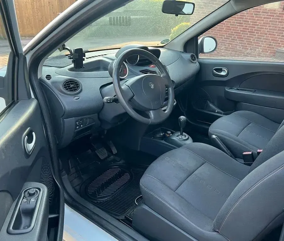 Gebraucht Renault Twingo 76 PS (55 kW) 2009 Weiß Kleinwagen