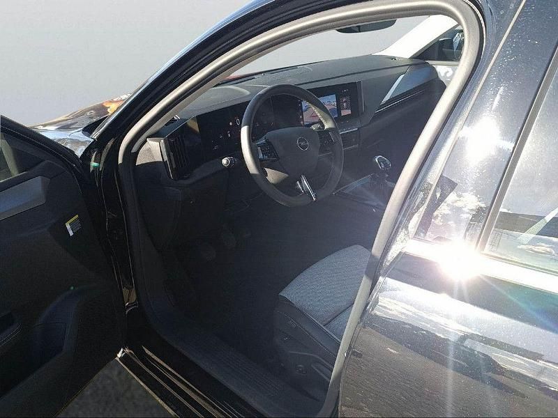 Gebraucht Opel Astra Elegance 131 PS (96 kW) 2023 Schwarz Limousine
