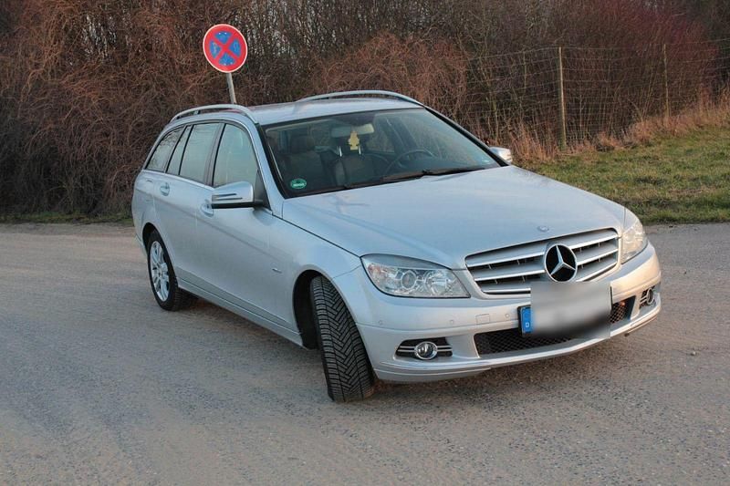 Silber Gebraucht 2011 Mercedes C180 Avantgarde Kombi | 7.990 € (Guter Preis) - Bild 1/4