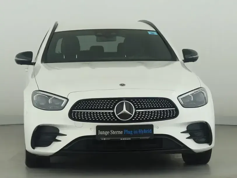 Gebraucht Mercedes E300 AMG 306 PS (225 kW) 2020 Unilack polarweiß Kombi