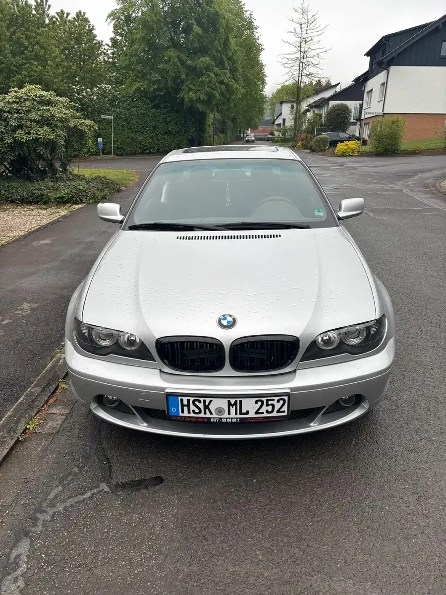 Gebraucht BMW 318 143 PS (105 kW) 2003 Silber Coupé