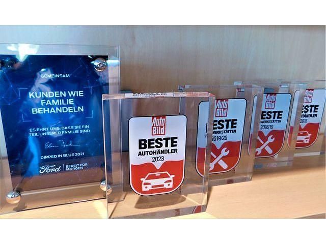 Gebraucht Ford S-MAX Titanium 163 PS (119 kW) 2011 Schwarz Van / Kleinbus