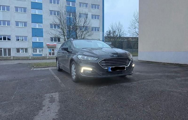 Gebraucht Ford Mondeo Business Edition 150 PS (110 kW) 2019 Schwarz Kombi