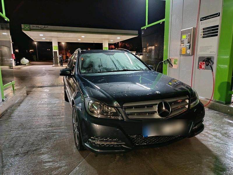 Gebraucht Mercedes 180 Avantgarde 156 PS (114 kW) 2013 Grau Limousine