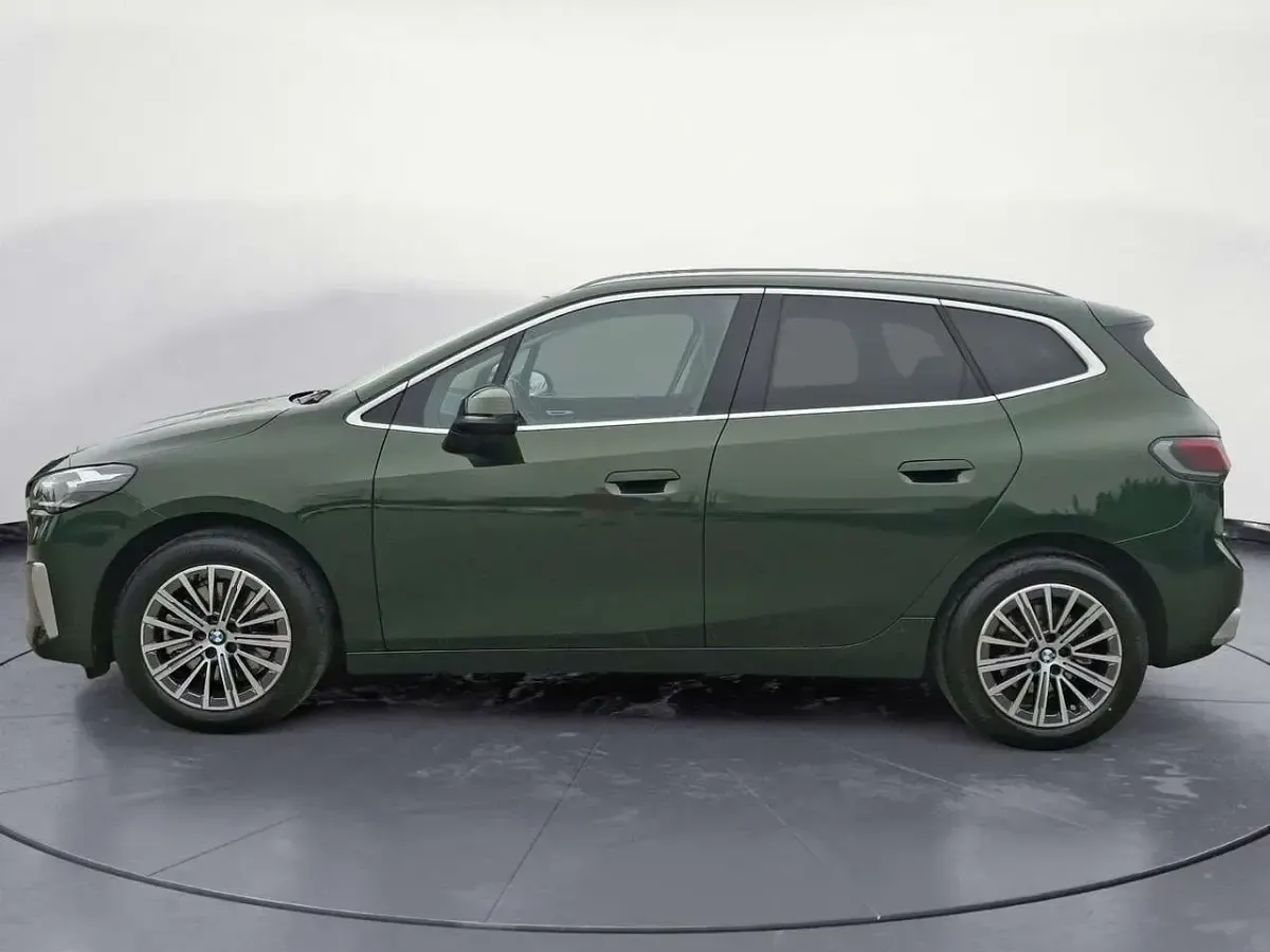 Gebraucht BMW 223 Active Tourer 204 PS (150 kW) 2023 Grün Van / Kleinbus