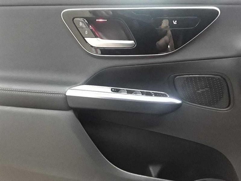 Gebraucht Mercedes GLC220 Advanced 197 PS (144 kW) 2023 Graphitgrau metallic SUV