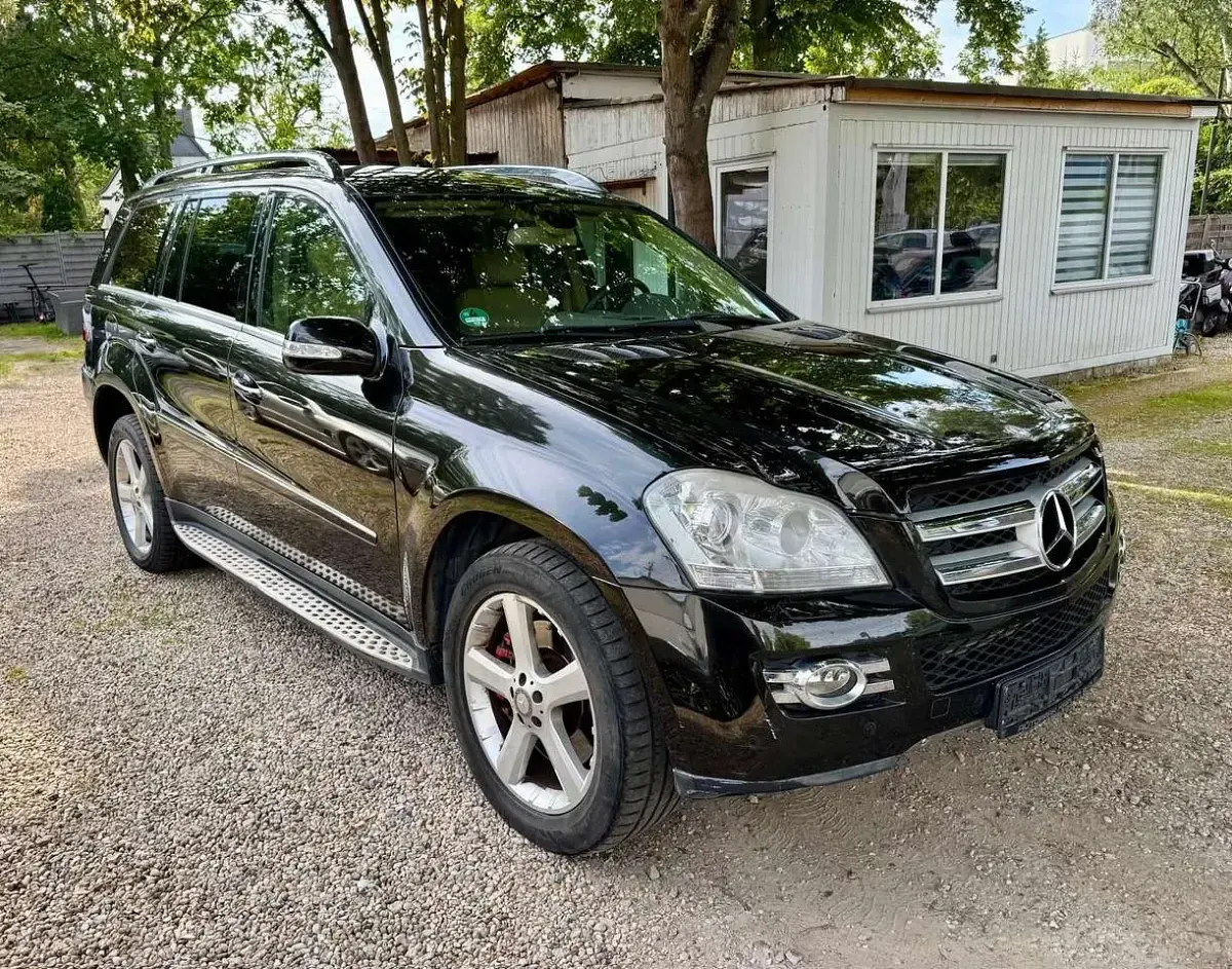 Gebraucht Mercedes GL320 224 PS (164 kW) 2008 Schwarz SUV