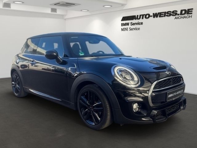 Gebraucht Mini Cooper S 192 PS (141 kW) 2017 Midnight black metallic (schwarz) Kleinwagen