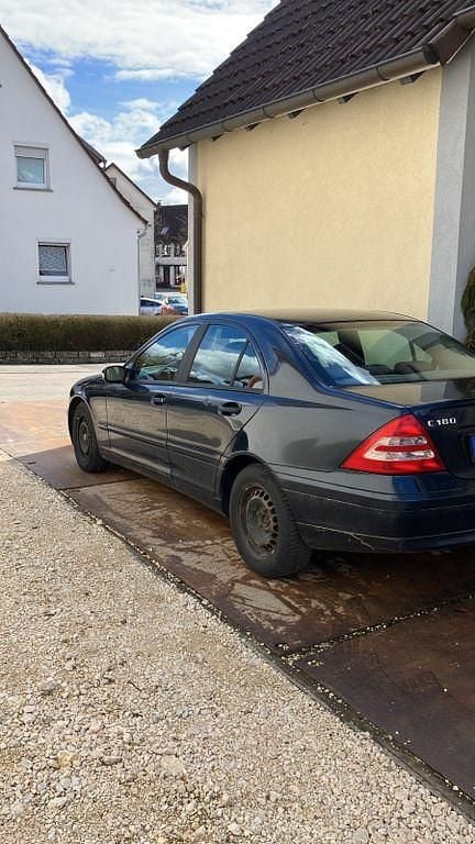 Gebraucht Mercedes C180 Classic 129 PS (94 kW) 2000 Blau Limousine