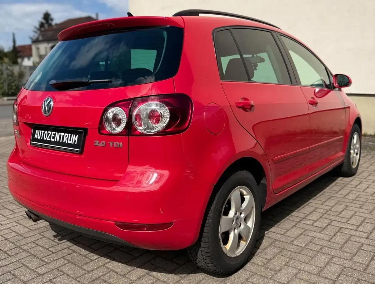 Second-hand VW Golf VII Life 140 CP (102 kW) 2013 Roșu Hatchback