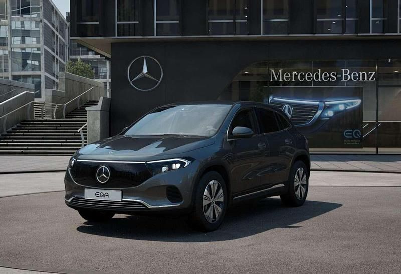 Gebraucht Mercedes EQA250+ Progressive 139 kW (190 PS) 2025 Grau metalliclack mountaingrau SUV