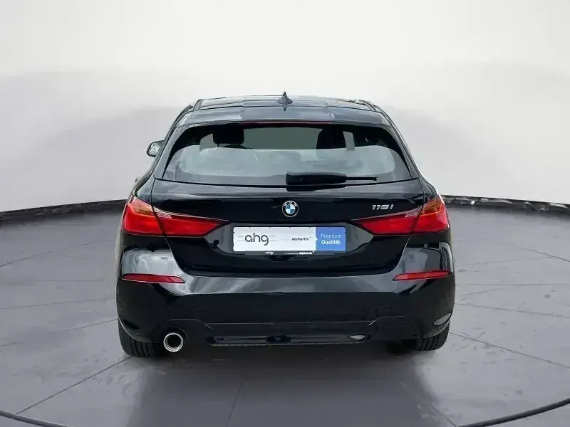 Gebraucht BMW 116 109 PS (80 kW) 2023 Schwarz Kleinwagen
