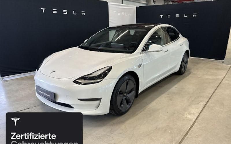 Weiß Gebraucht 2020 Tesla Model 3 Long Range RWD Limousine | 25.200 € (Etwas zu teuer) - Bild 1/4