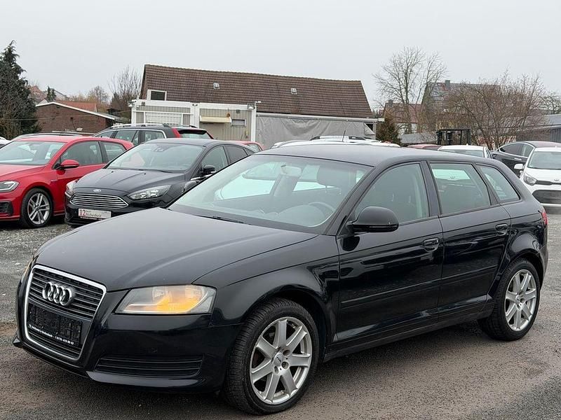 Gebraucht Audi A3 Attraction 105 PS (77 kW) 2010 Schwarz Kleinwagen