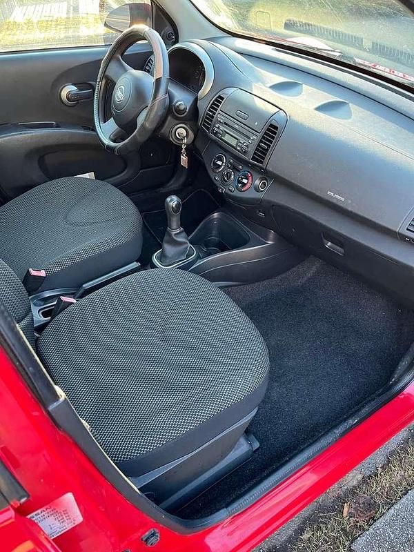 Gebraucht Nissan Micra 65 PS (47 kW) 2009 Rot Limousine