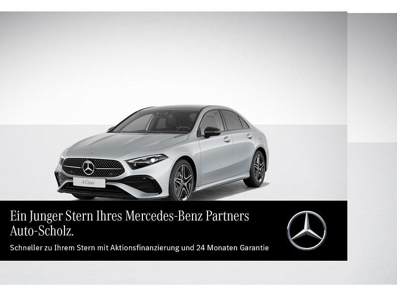 Silber Gebraucht 2024 Mercedes A180 AMG Line Premium Plus Limousine | 32.985 € (Teuer) - Bild 1/3