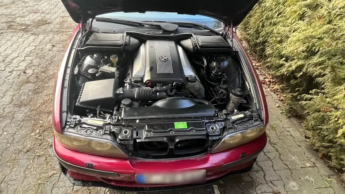Gebraucht BMW 540 Basis 286 PS (210 kW) 1996 Rot Limousine