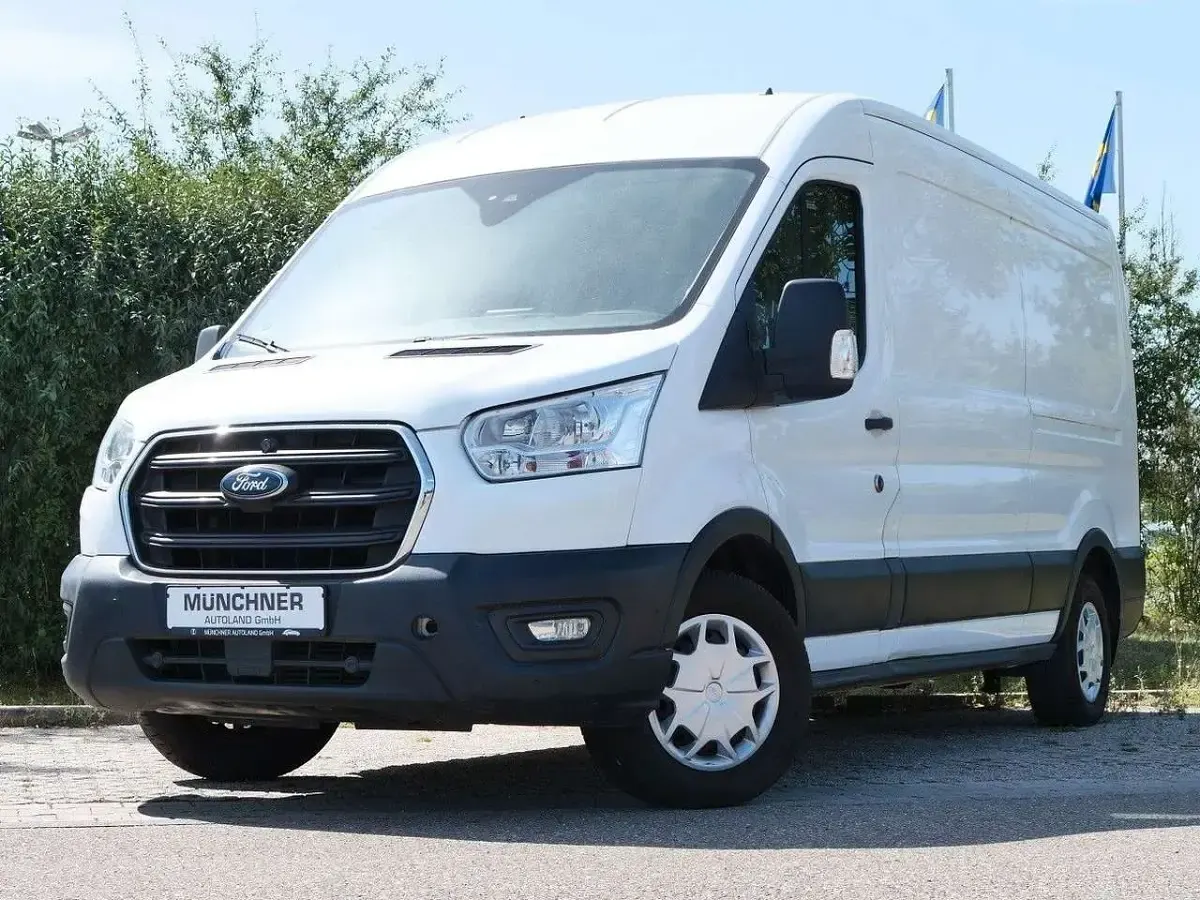 Gebraucht Ford Transit 131 PS (96 kW) 2020 Weiß Van