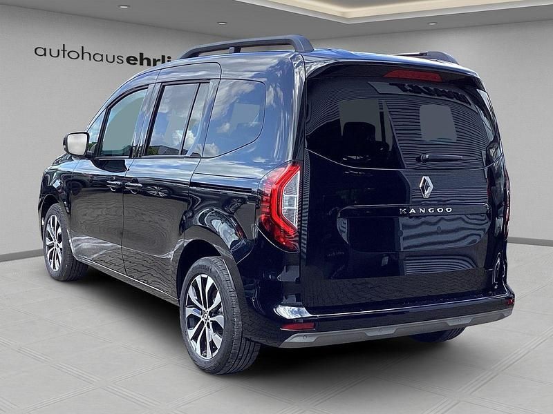 Używany Renault Kangoo Techno 89 kW (122 KM) 2024 Czarny Minivan