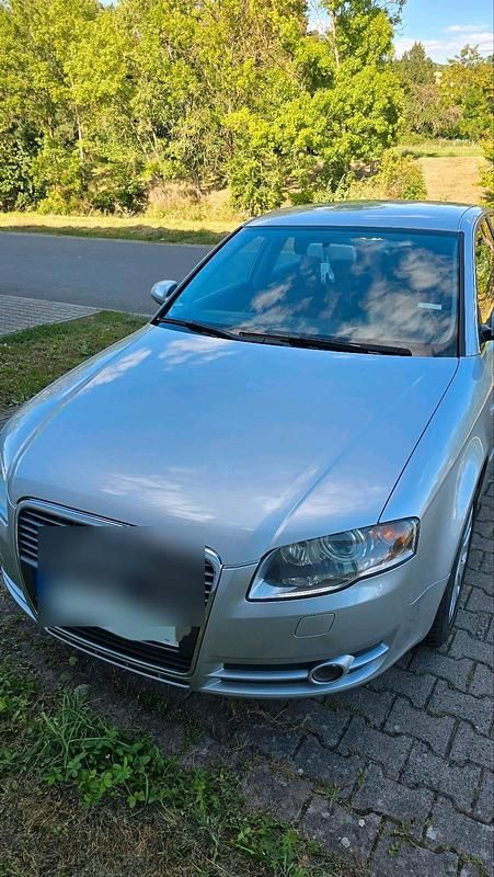 Silber Gebraucht 2005 Audi A4 Limousine | 2.500 € (Guter Preis) - Bild 1/4