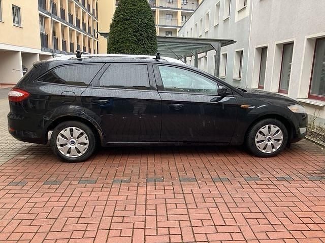 Gebraucht Ford Mondeo Trend 125 PS (91 kW) 2008 Schwarz Kombi