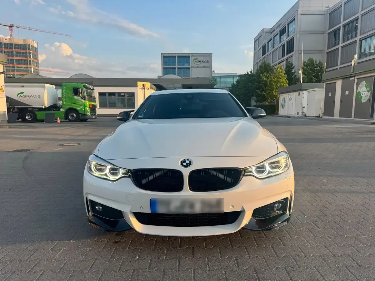 Gebraucht BMW 430 M Sport 258 PS (189 kW) 2015 Weiß Coupé