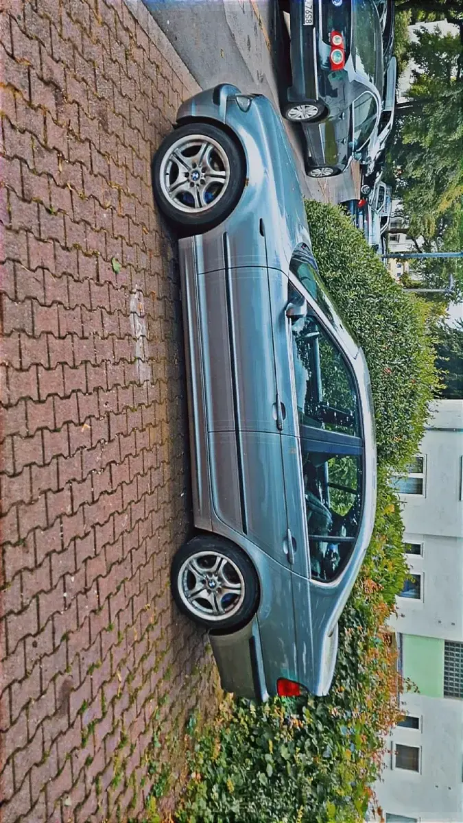Gebraucht BMW 325 192 PS (141 kW) 2003 Grau Limousine