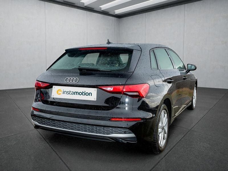 Gebraucht Audi A3 Sportback 116 PS (85 kW) 2025 Schwarz Kleinwagen