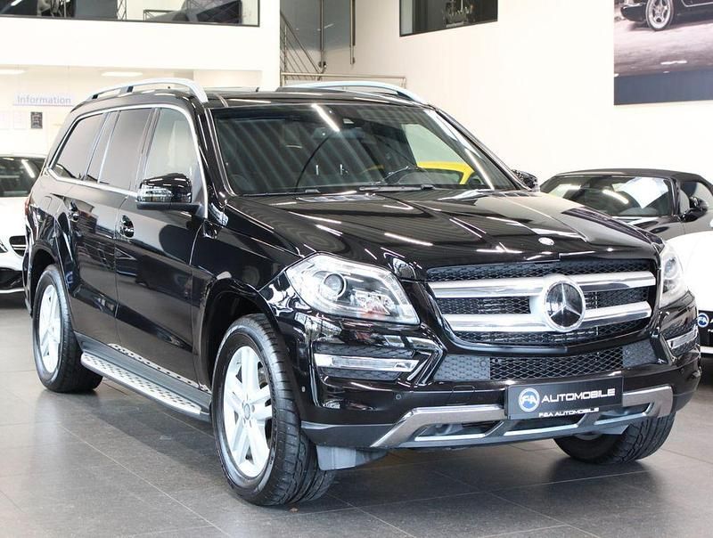 Gebraucht Mercedes GL350 258 PS (189 kW) 2015 Schwarz SUV