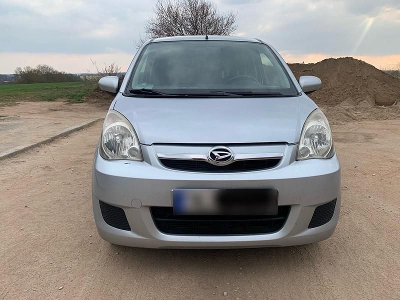 Gebraucht Daihatsu Cuore 70 PS (51 kW) 2008 Silber Kleinwagen