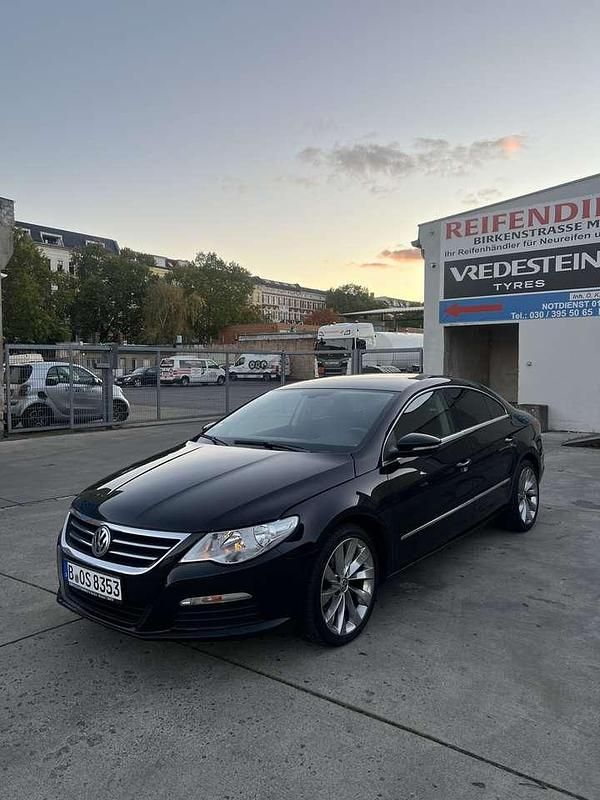 Gebraucht VW Passat 272 PS (200 kW) 2010 Schwarz Limousine