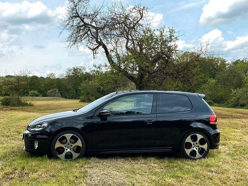 Schwarz Gebraucht 2010 VW Golf VI GTI Limousine | 8.450 € (Fairer Preis) - Bild 1/4