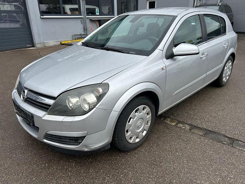 Gebraucht Opel Astra Elegance 105 PS (77 kW) 2004 Silber Limousine