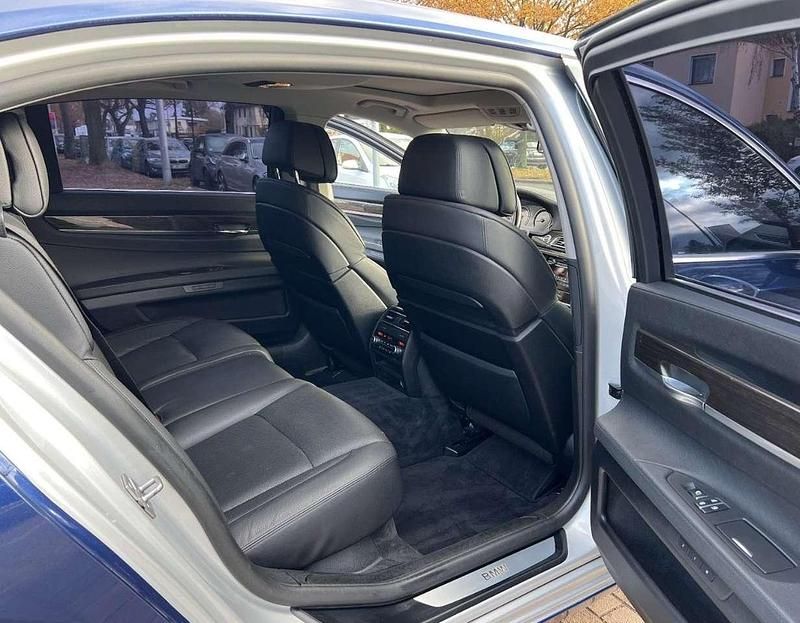 Gebraucht BMW 750L 408 PS (300 kW) 2010 Limousine