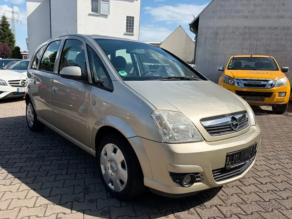 Gebraucht Opel Meriva Edition 105 PS (77 kW) 2009 Gold Van / Kleinbus