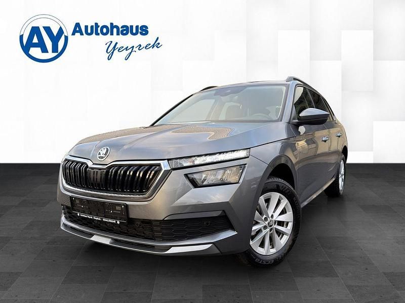 Grau Gebraucht 2024 Skoda Kamiq Selection SUV | 22.950 € (Superpreis) - Bild 1/4