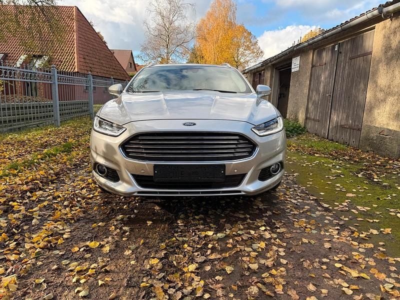 Silber Gebraucht 2018 Ford Mondeo Titanium Kombi | 12.999 € (Guter Preis) - Bild 1/4