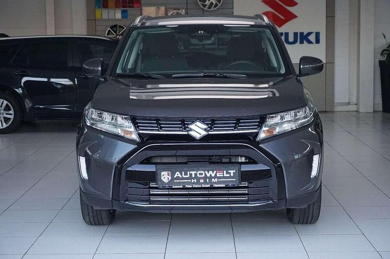 Gebraucht Suzuki Vitara Comfort 110 PS (80 kW) 2025 Grau SUV