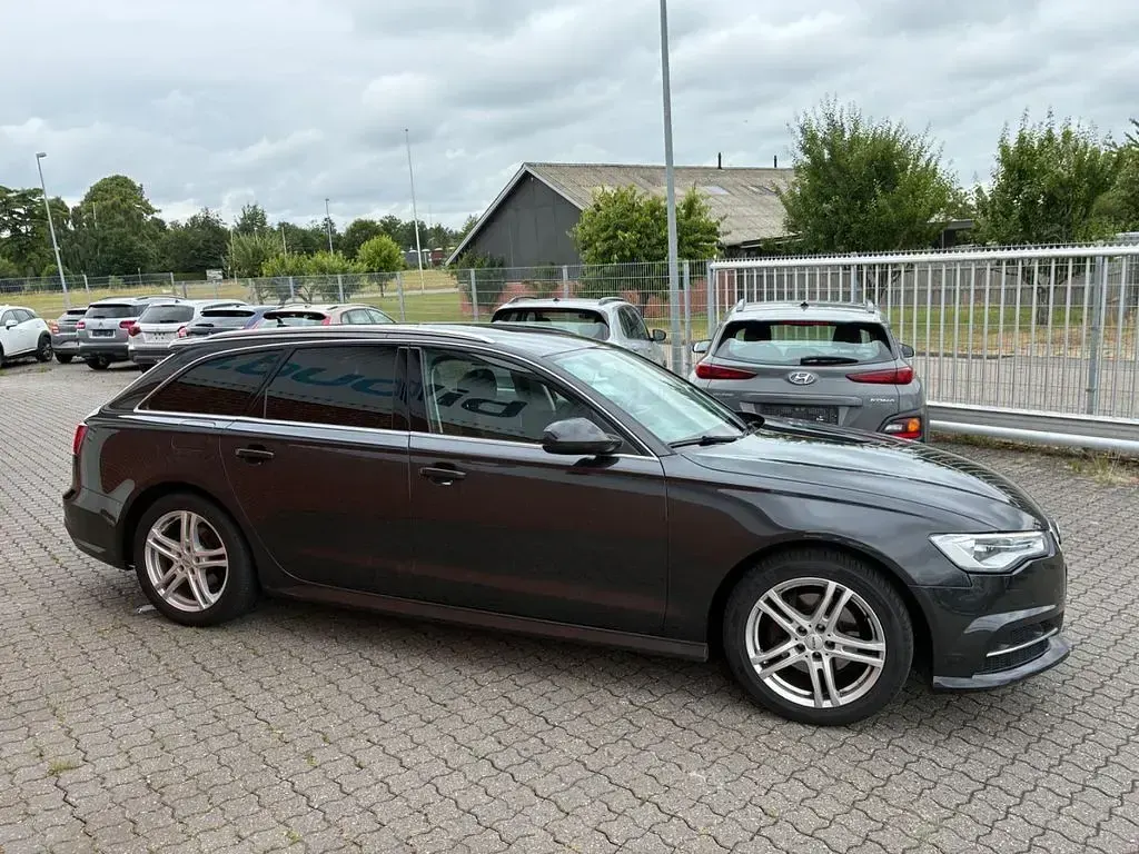 Gebraucht Audi A6 S-Line 190 PS (139 kW) 2017 Grau Kombi